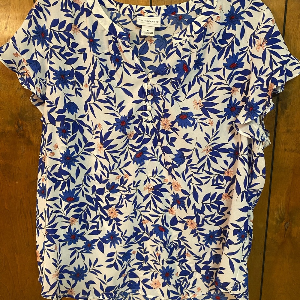 Liz Claiborne Blue and White Floral Short Sleeve Blouse